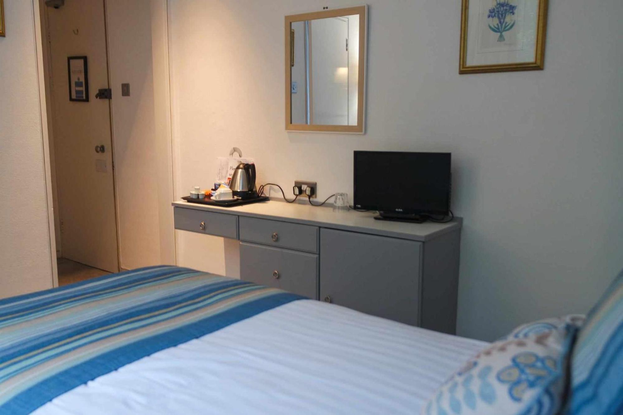 The Hannafore Point Hotel Looe Room photo